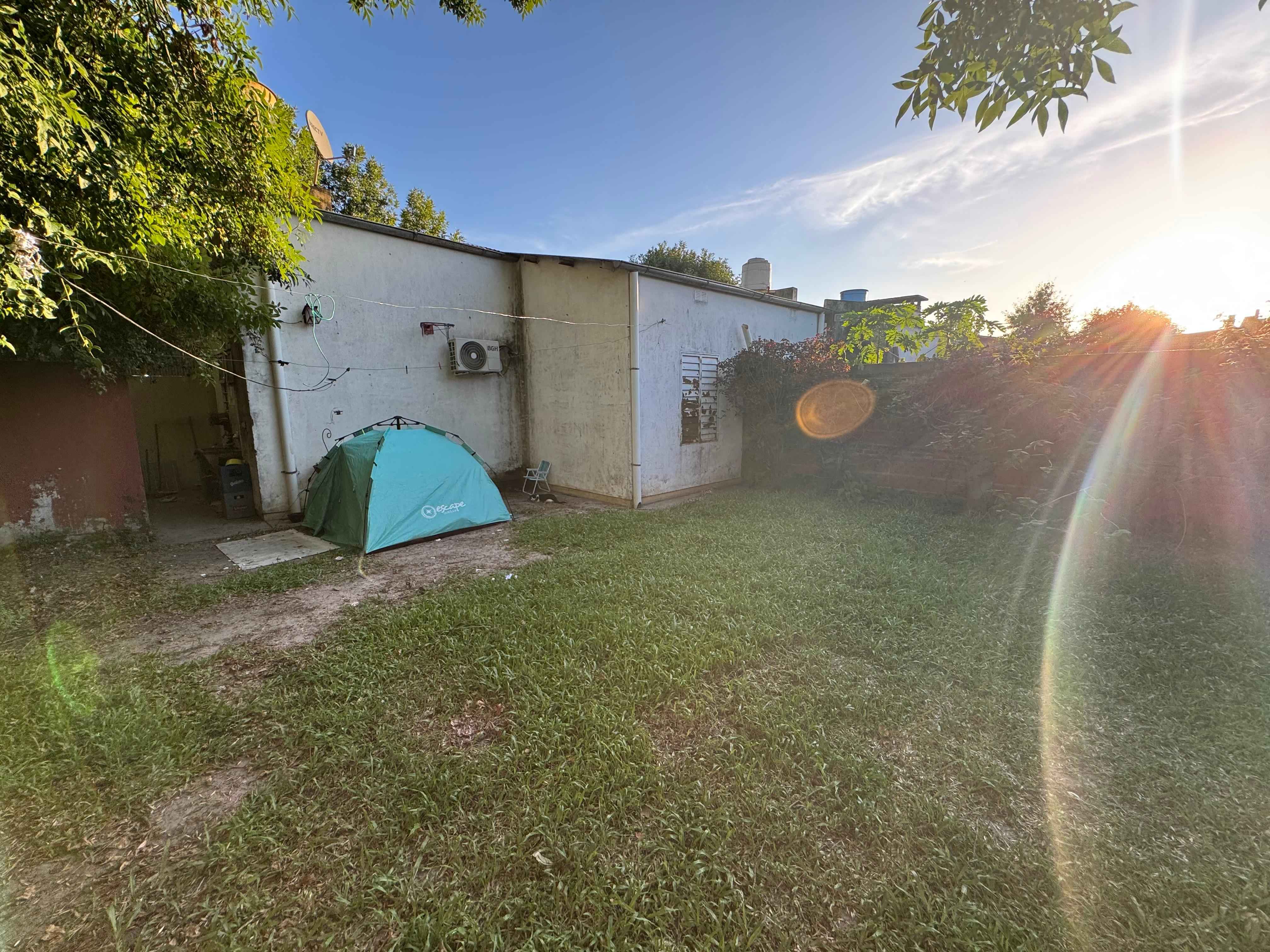 Casa con Local Comercial