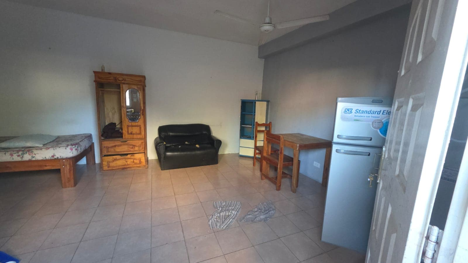 "Monoambiente práctico y luminoso.