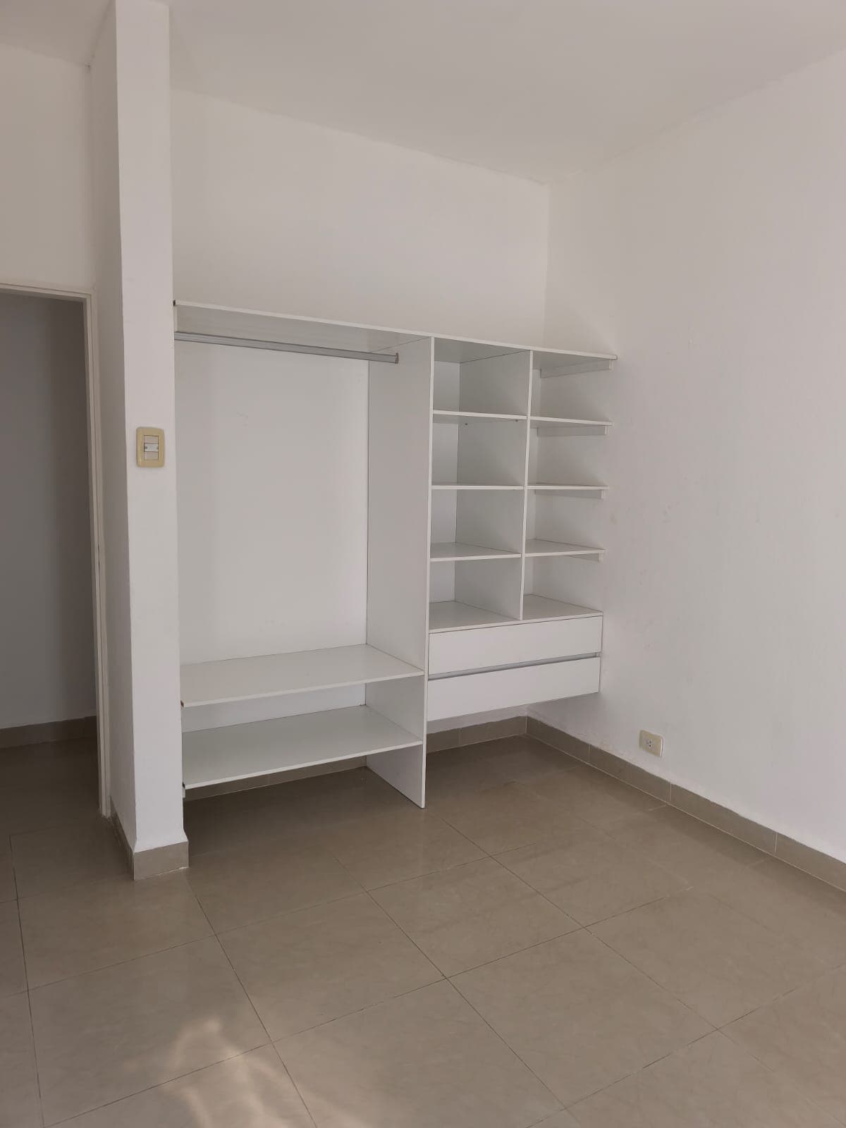 HERMOSO DEPARTAMENTO CENTRICO