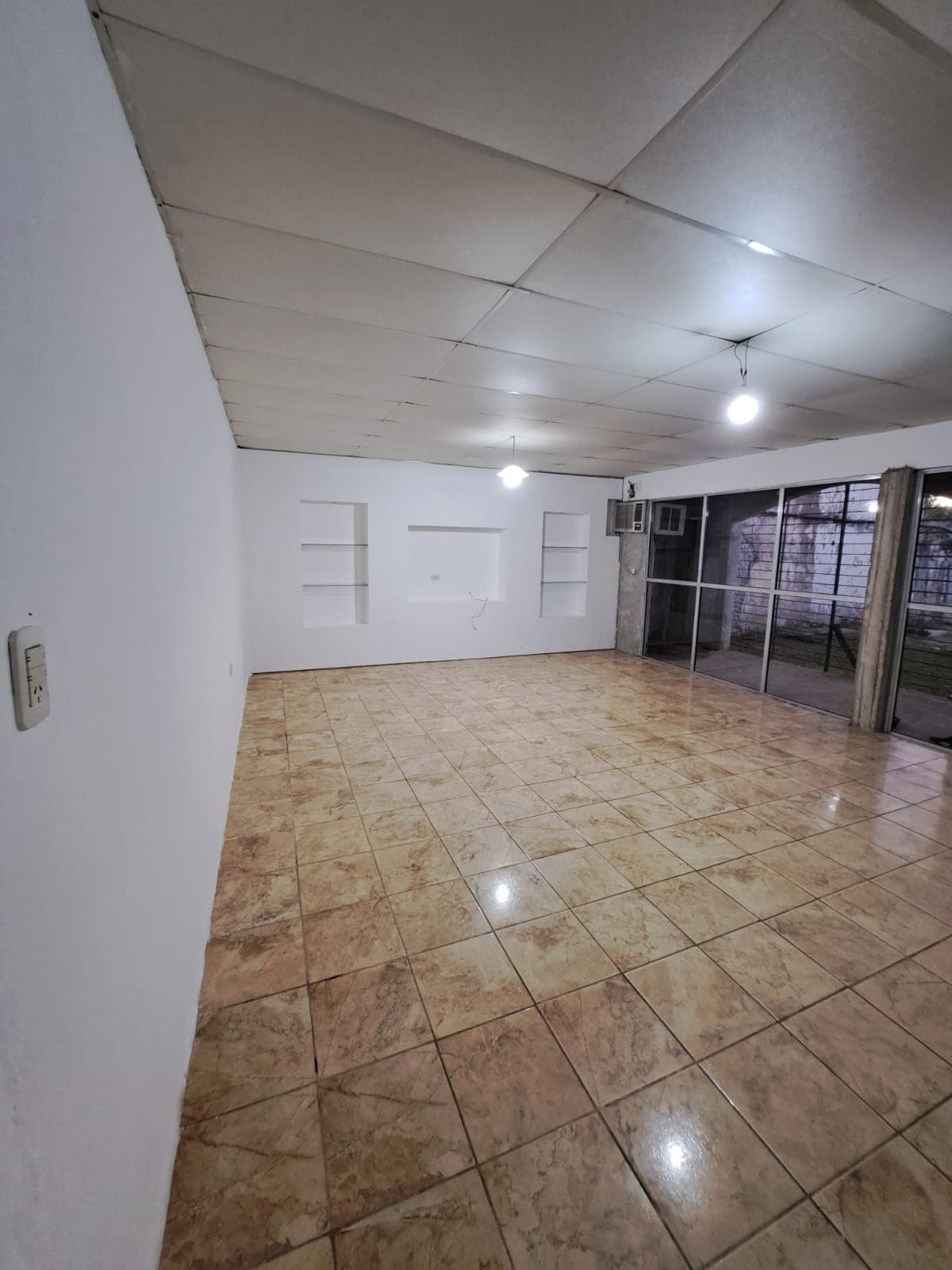 CASA EN VENTA ZONA CENTRICA