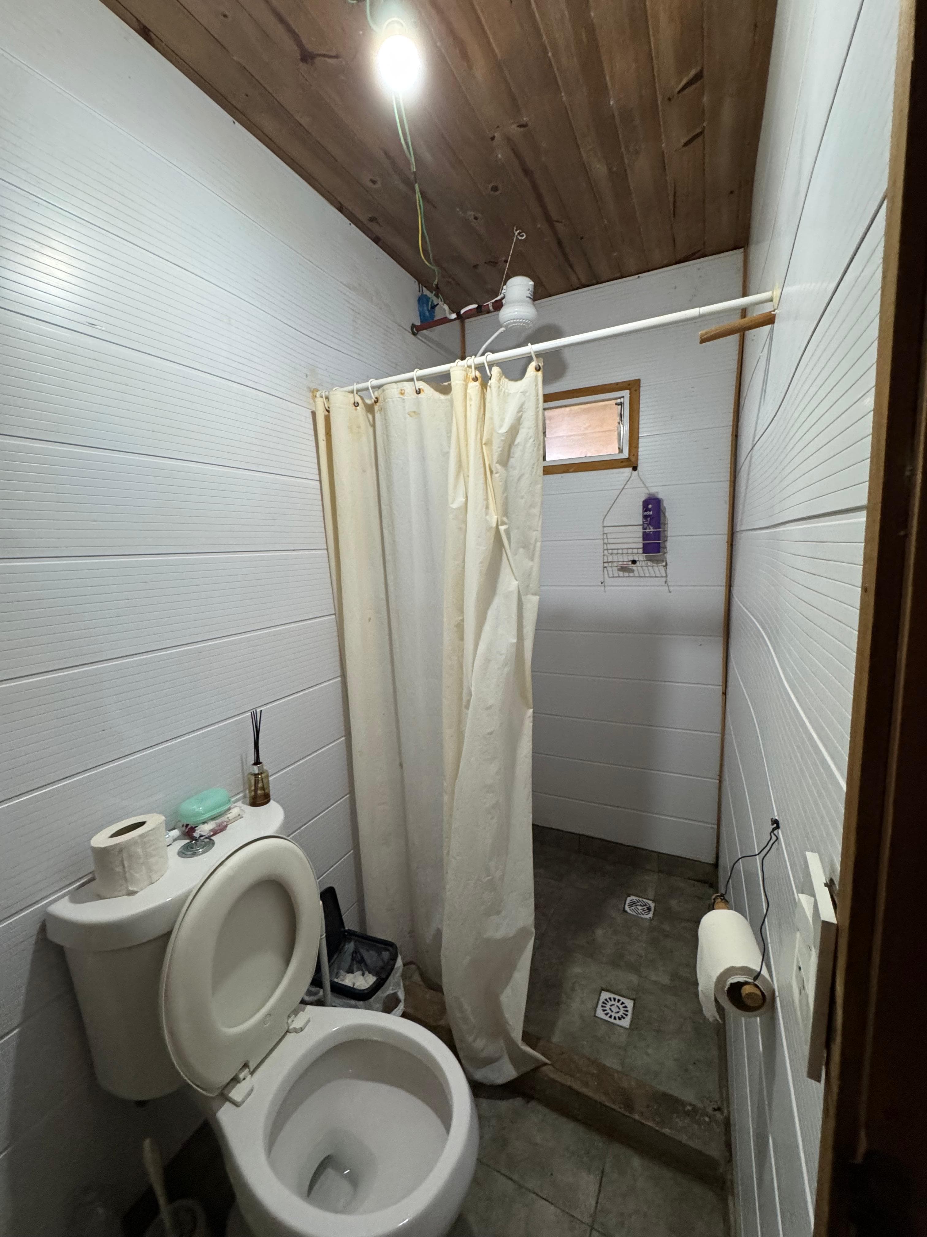 EXCELENTE OPORTUNIDAD DE INVERSIÓN!! Casa zona barrio