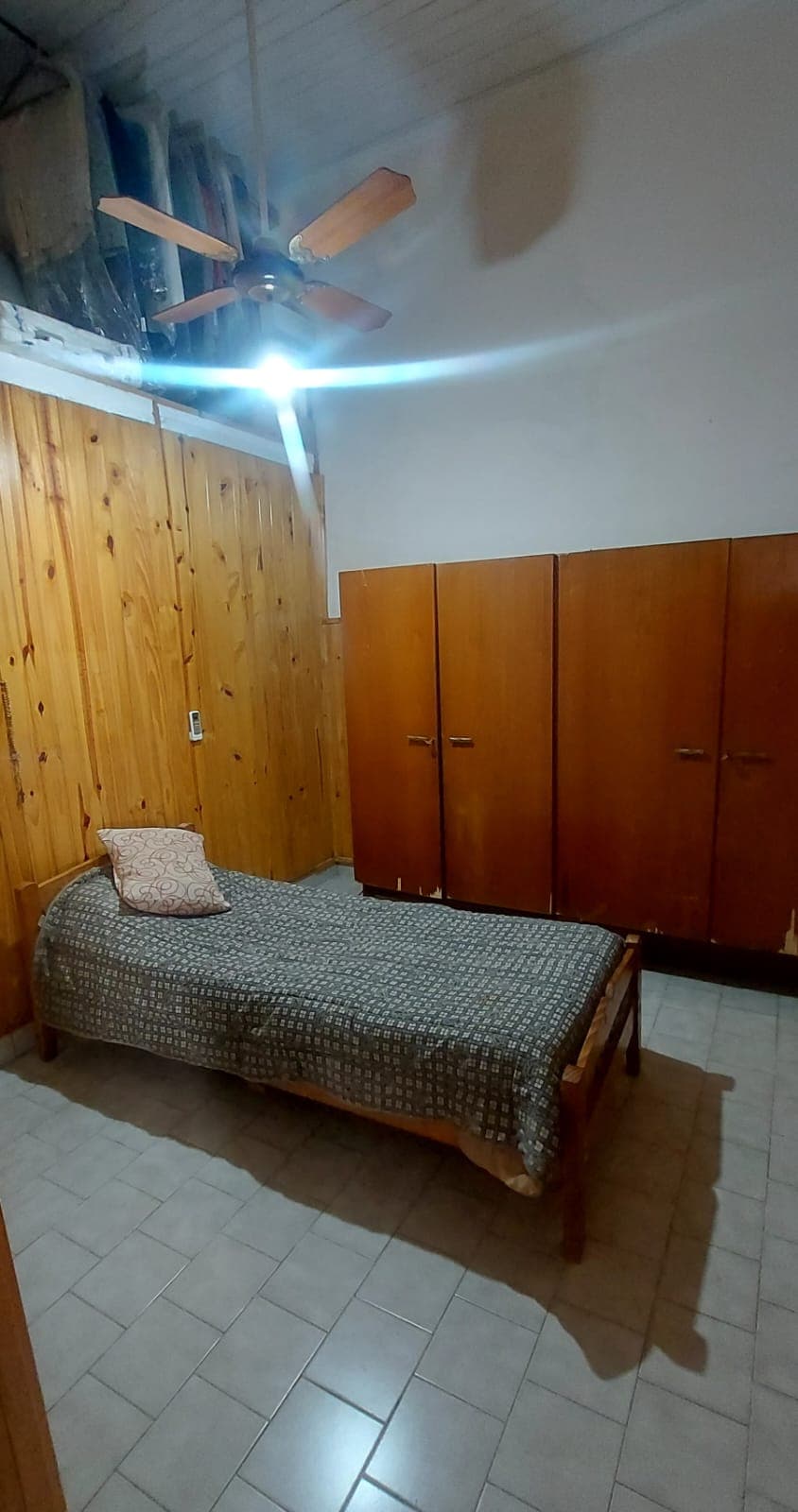 CASA CON LOCAL COMERCIAL
