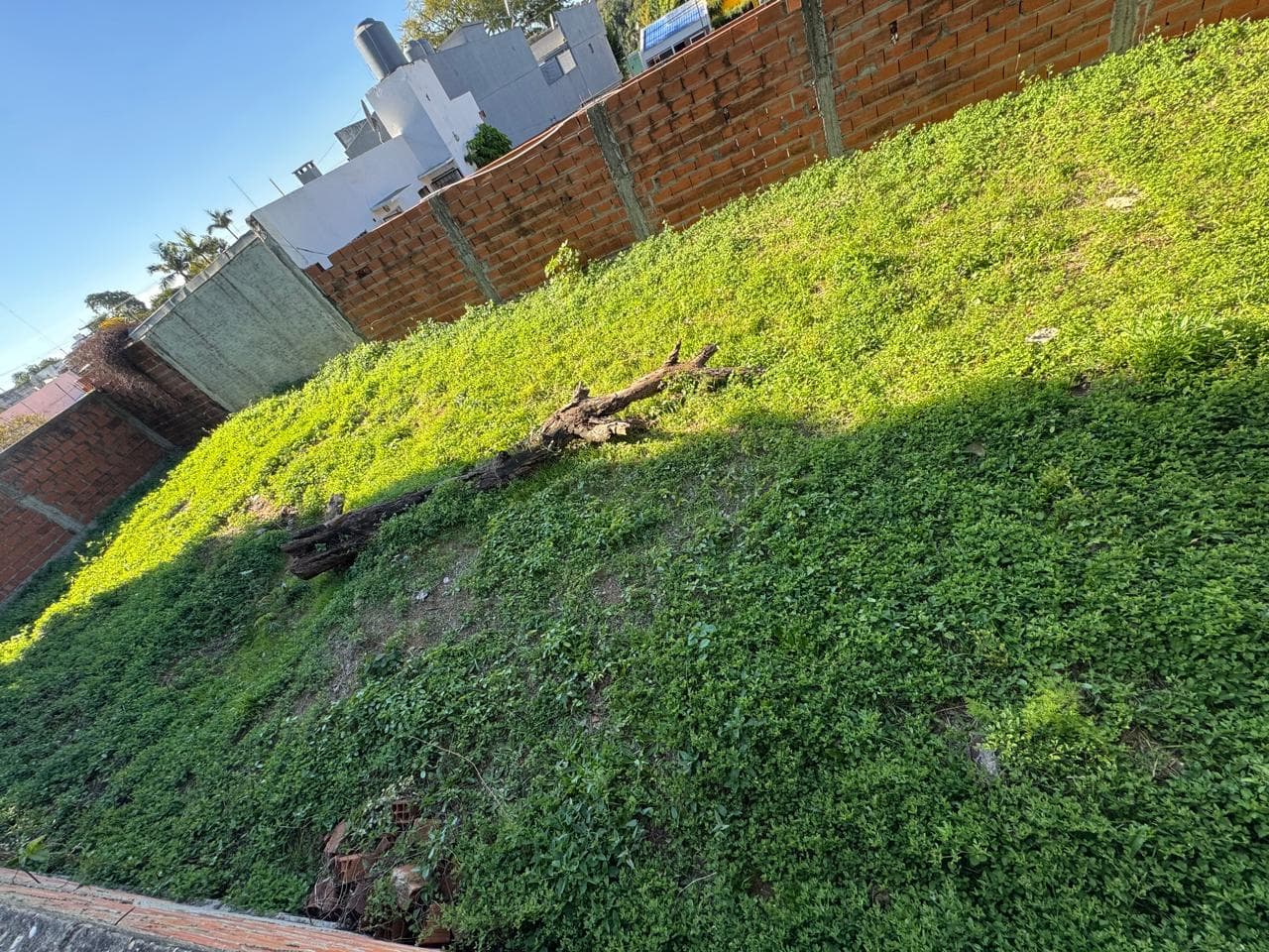 TERRENO EN EXCELENTE UBICACIÓN CENTRICA
