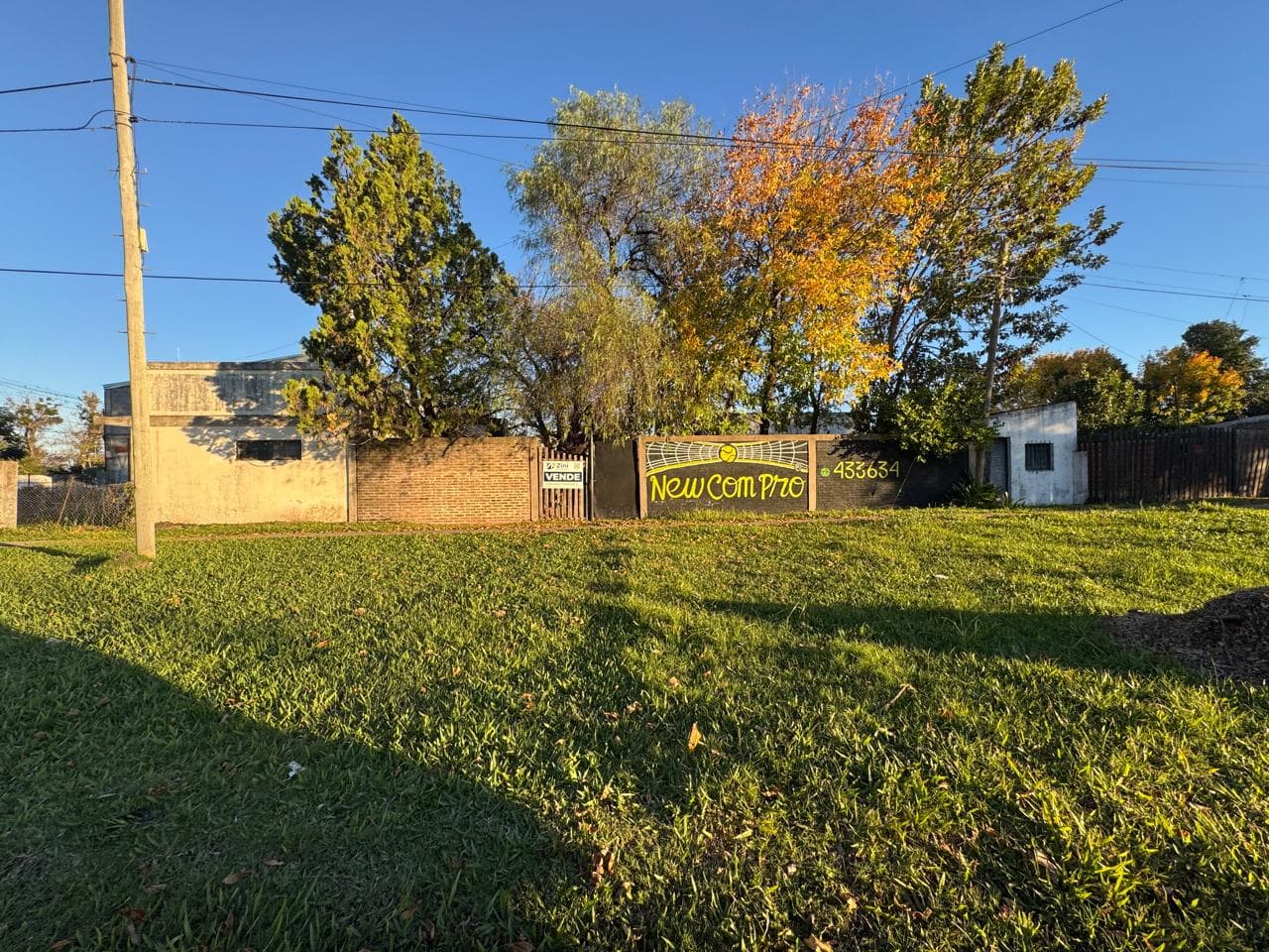CASA Y CANCHA DE PADEL