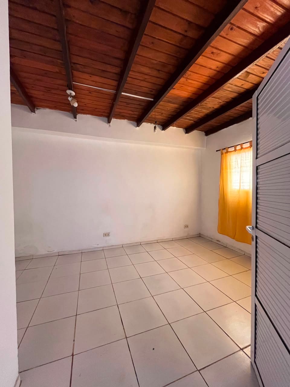 DEPARTAMENTO DE 2 HABITACIONES